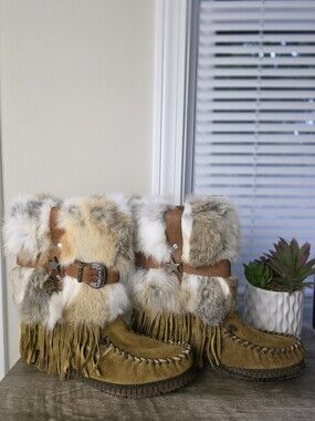 El Vaquero Italy Martha Sued/Fur Moccasin Boots With Hidden Wedge Sz 38